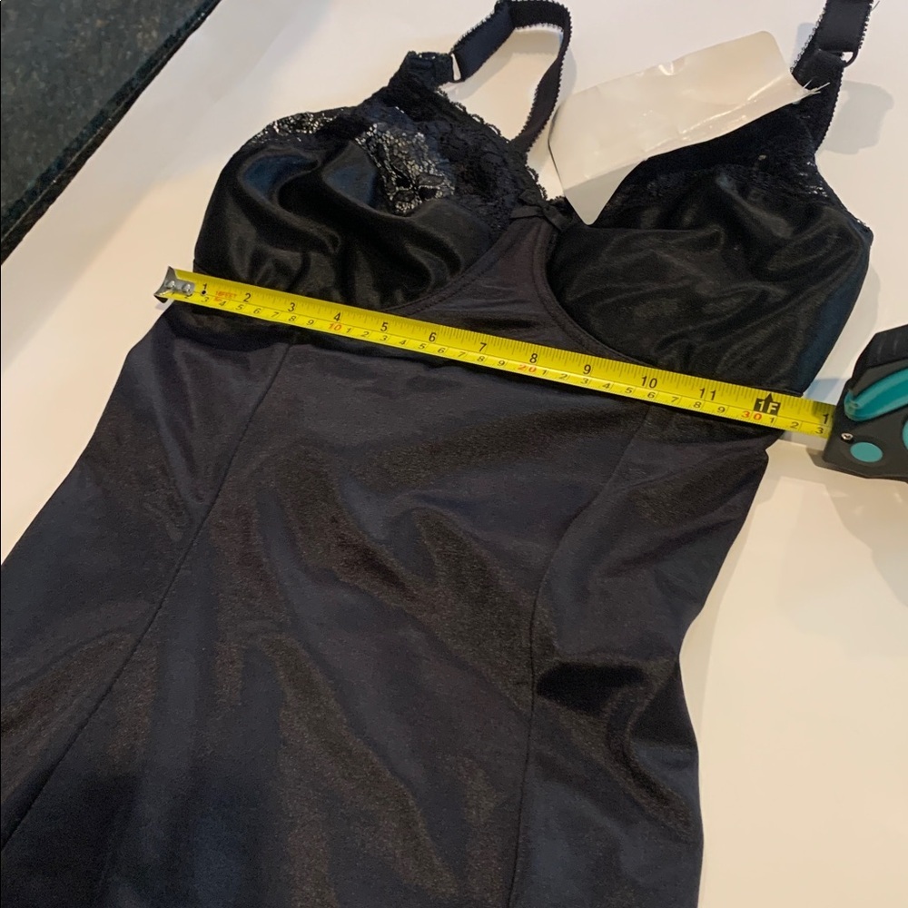 Black Lace Trim Shapewear Bodysuit. 42C - Picture 6 of 7